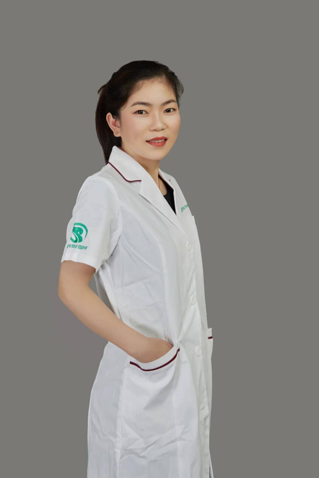 走近瑞派宠医白艳院长上善若水至柔则刚