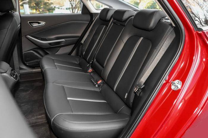 省油还省心,现代的大空间家轿,带你看全新一代菲斯塔