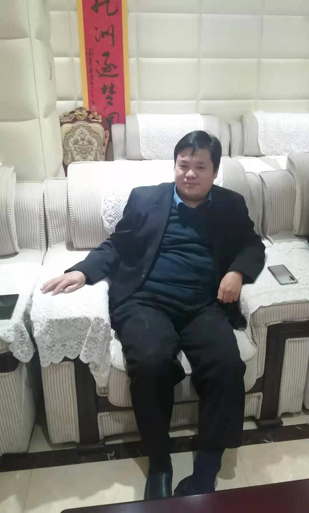 郑州市方城商会袁宝青会长率队到河南北斗公司考察调研
