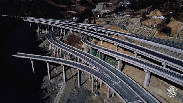 香丽高速即将试通车_高速公路