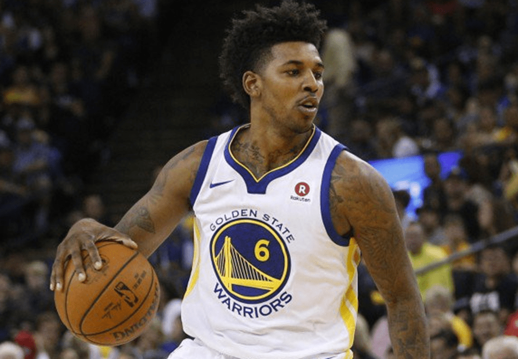 原创爷青回cba迎来超大牌外援90后回忆中的尼克杨来了