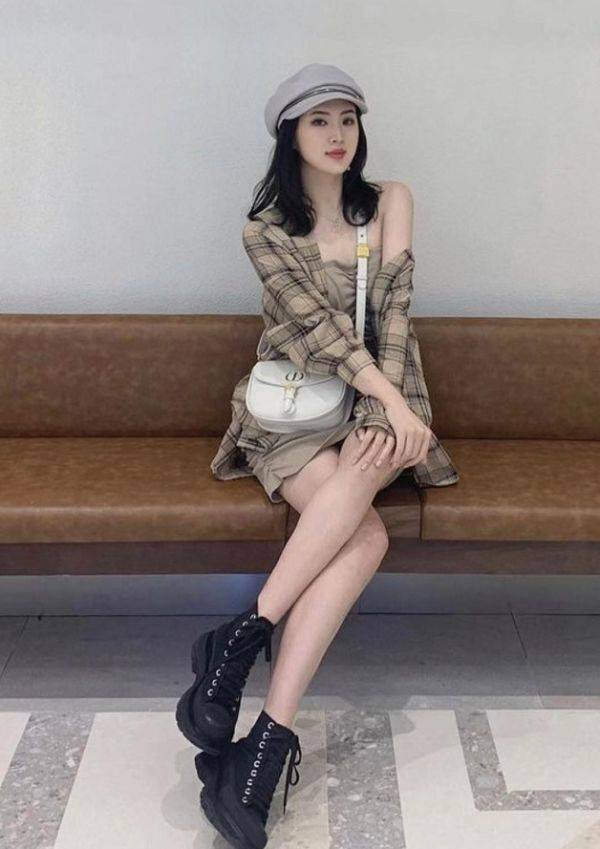 华为小公主比姐姐孟晚舟放得开22岁秀芭蕾腿签约出道指日可待