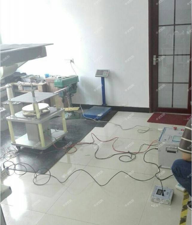 电流|高压绝缘子芯棒电流泄漏试验装置