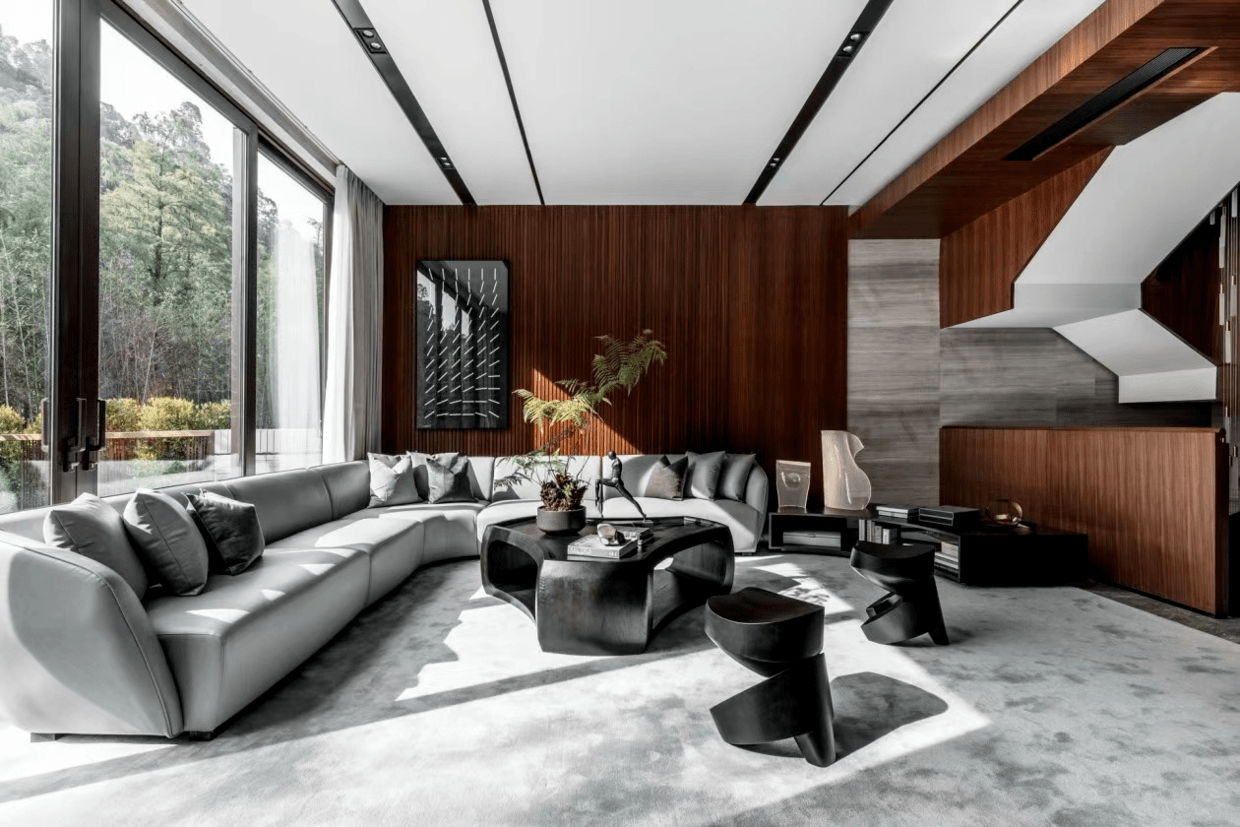 原创35岁男总裁的豪宅:冷静高级灰与暖意结合,和本人一样绅士