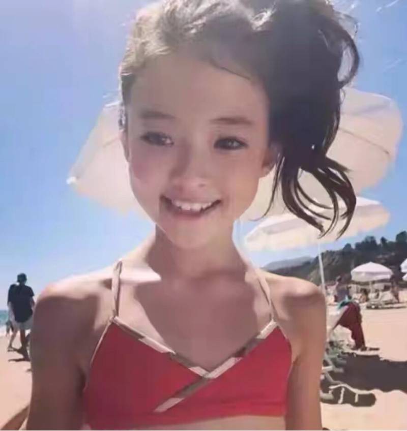 穿成这样有伤风化性感泳衣不该被指责