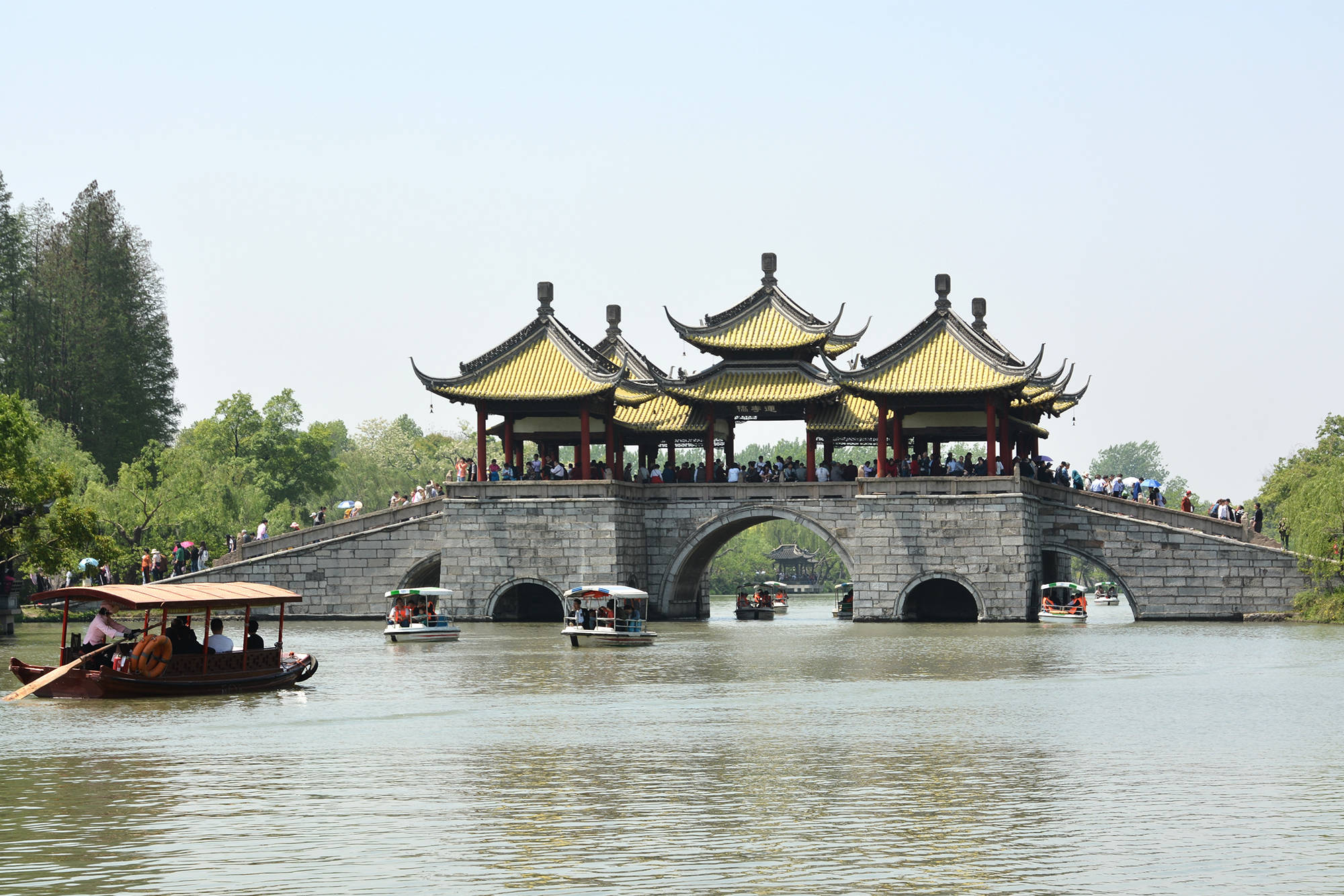 原创扬州有一座中国最美的桥,仿照北京十七孔桥而建,景色美如画