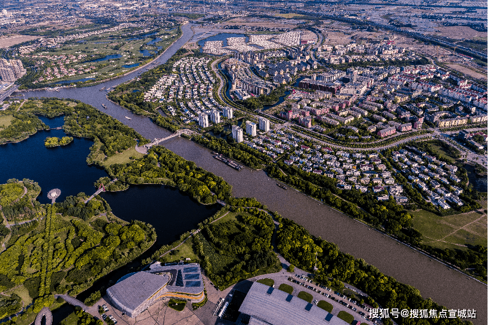 2021上海嘉定区『万科莱茵半岛』为何这么火!原来如此震撼!