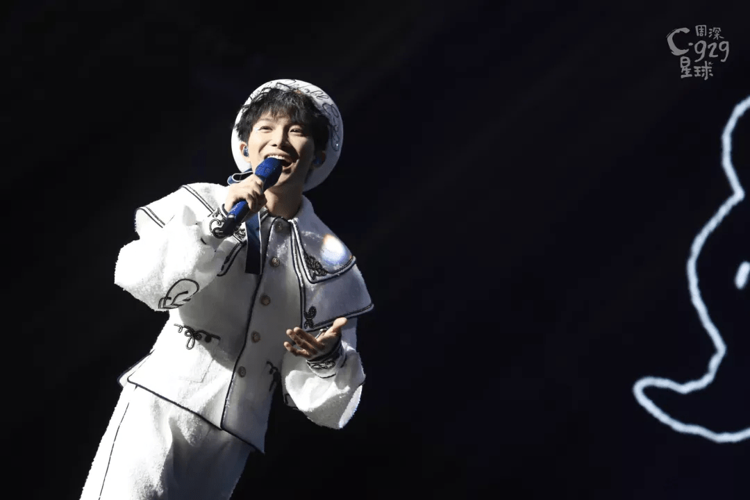 河马推荐:2021周深贵阳演唱会