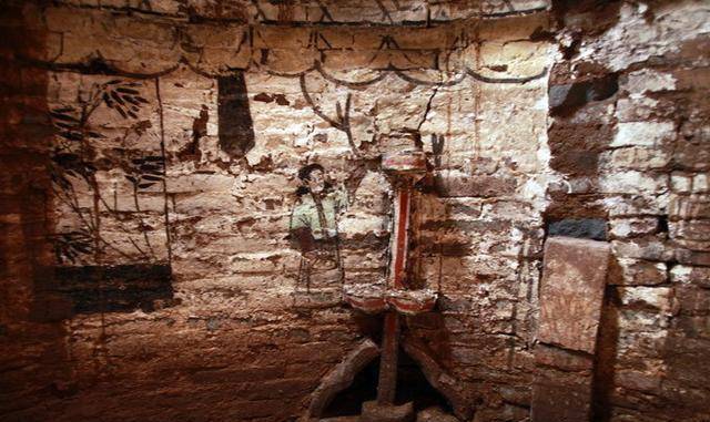 原创明朝汪藏海曾看见终极,变成婴儿状态,他与吴邪到底是什么关系?