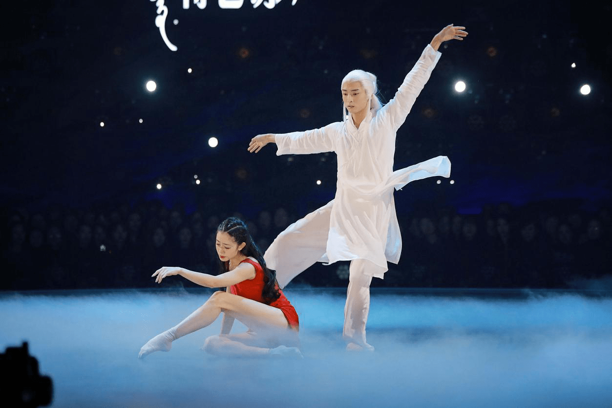 1月9日《舞蹈风暴》第二季冠军夜!李响白发亮相帮跳华宵一