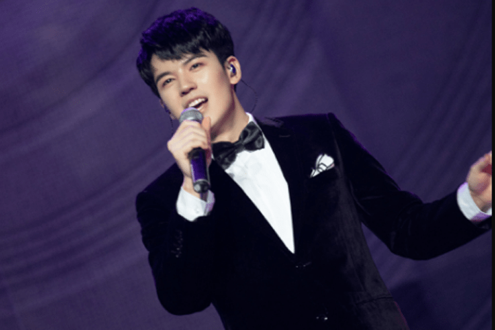 仝卓恋情曝光,经纪人否认,怒骂刘昱晗蹭热度