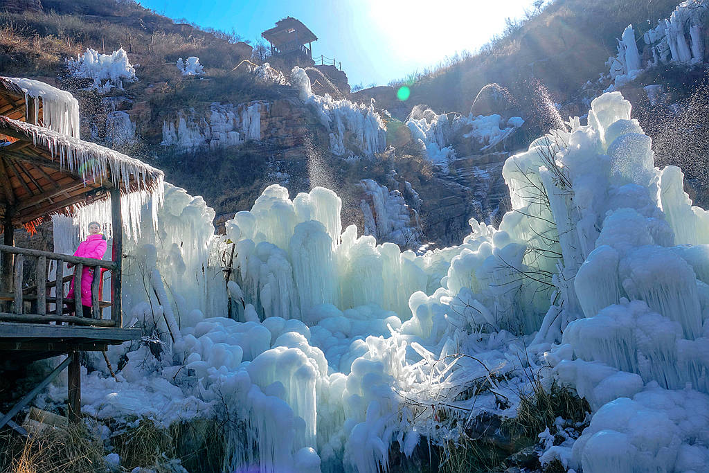 洛阳万安山七彩大峡谷图片