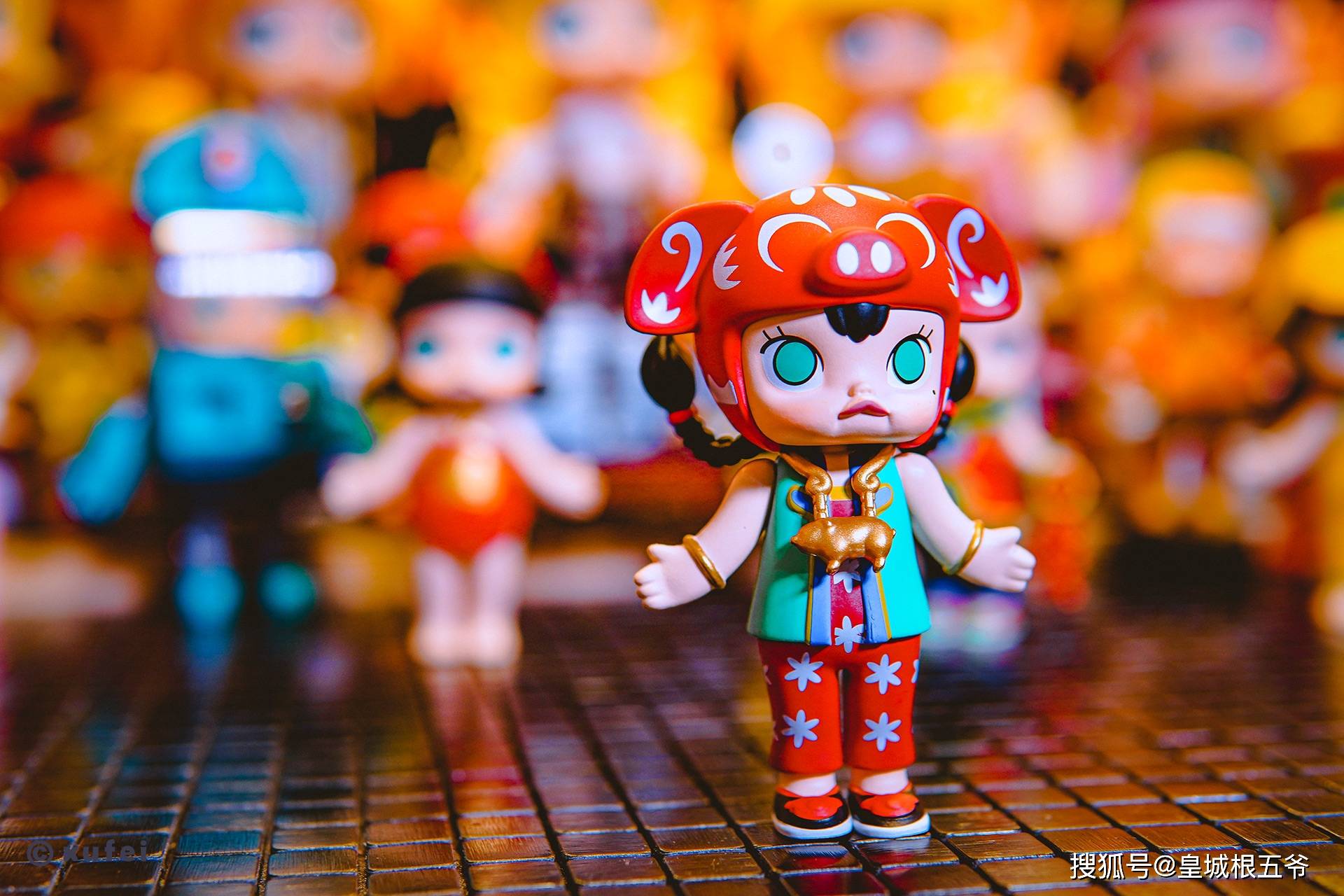 原创年味儿感十足的molly茉莉新年猪君大吉