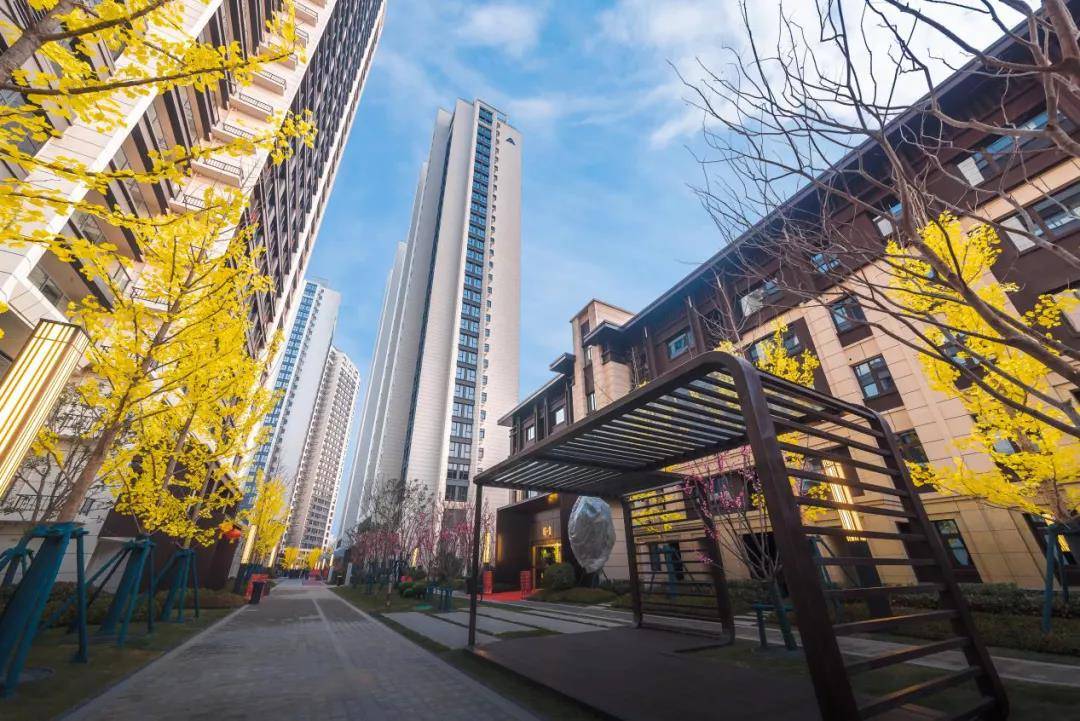匠心倾注 历经时光雕琢,三门峡建业城一期完美交付