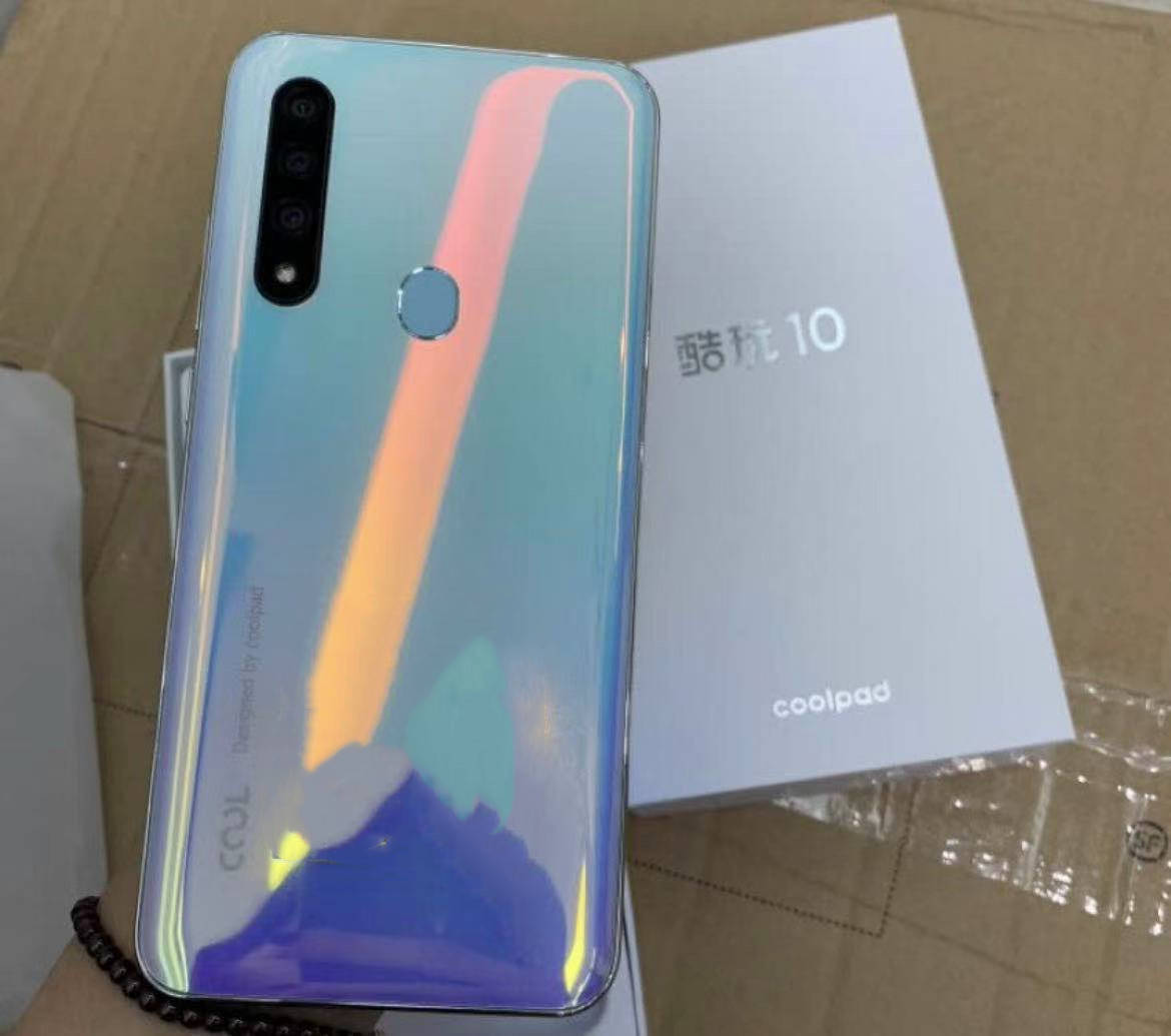 总体而言,酷派酷玩10跌价后,的确值得入手,如果想要在过年前入手一款