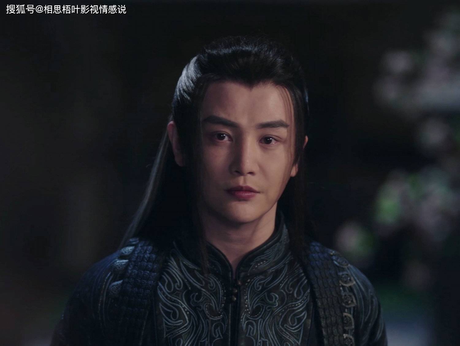 有翡之殷沛从小没见过光的人就算遇到善意也不敢相信