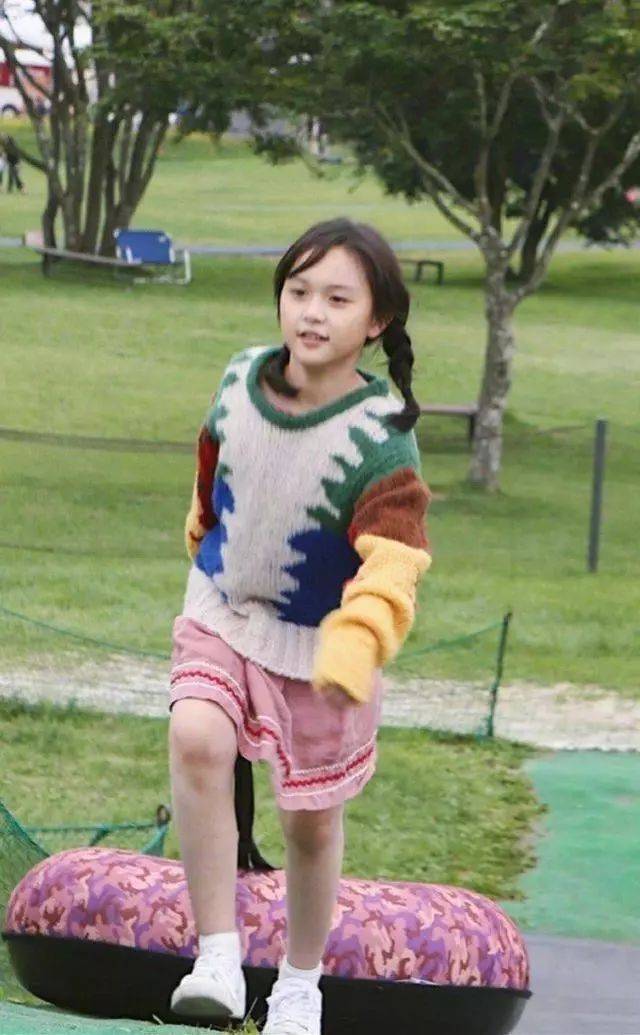 6岁饰演"小芈月"出道,因颜值太高被禁止整容,如今美得认不出_刘楚恬
