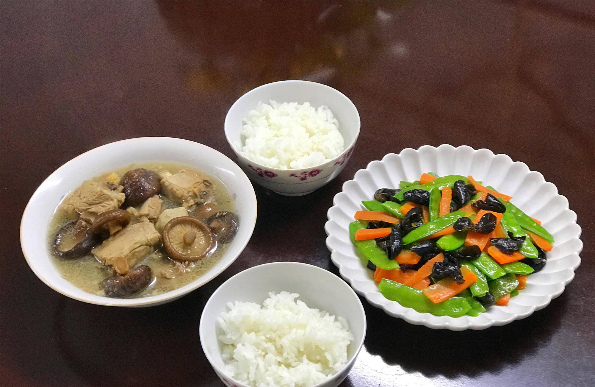 原创宅家也要好好吃饭和孩子2个人的午餐网友一天比一天吃得好