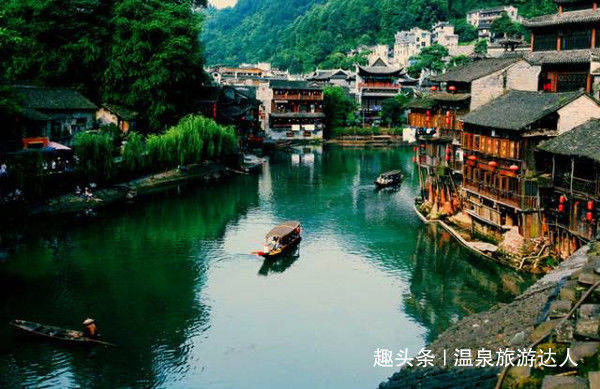 中国各地最美古镇，诗情画意，都是人们向往之地！
