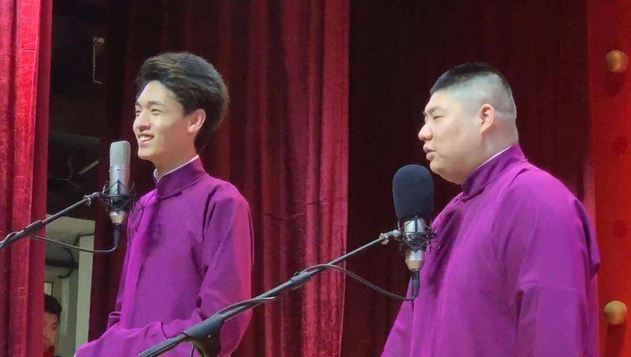 秦霄贤粉丝跟后援会打架,连累德云社被热议,相声该远离饭圈吗?