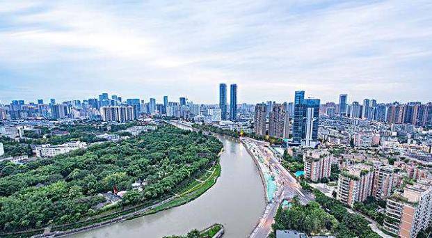 中国西部三大中心城市角逐，成都、重庆、西安，谁的实力更强？