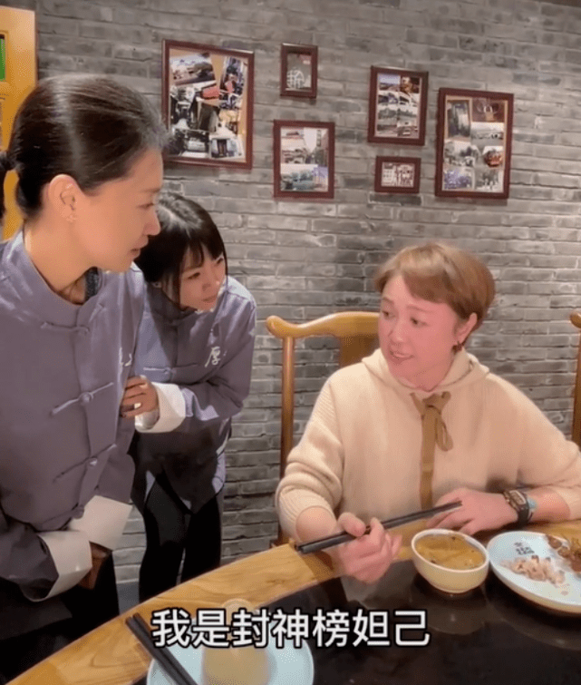 十四人聚餐 1444f4056cd04d1b84a0c51432d86aca.png