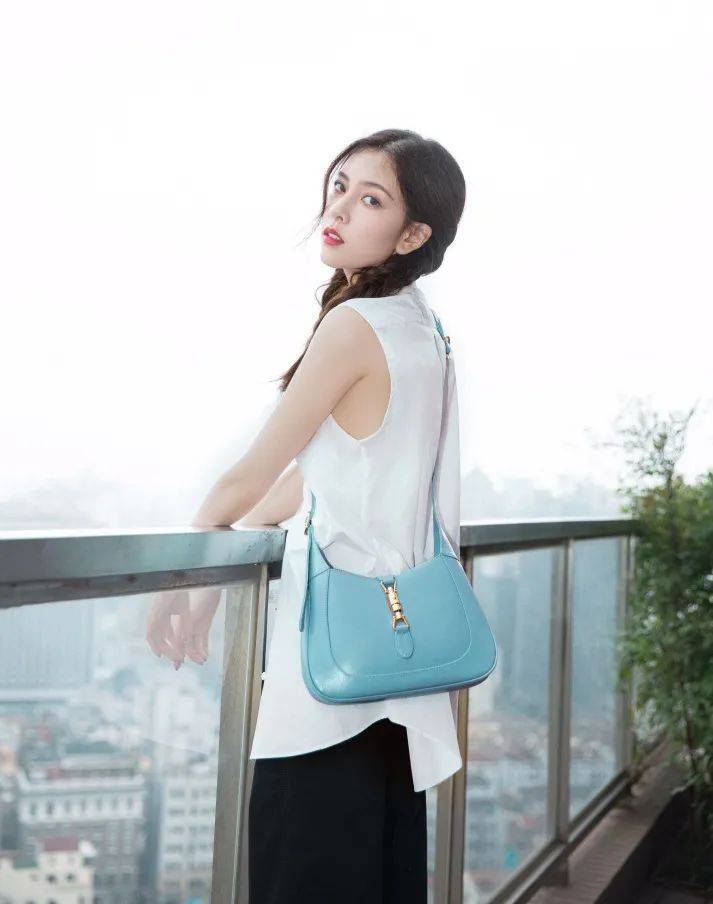 ˭���������?Lisa�������ֲݵ��⼸��,������2021��Ĵ󱬿�