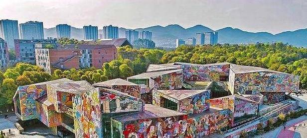 中国当之无愧的“第一大城市”，唯一人口突破3000万，就是重庆