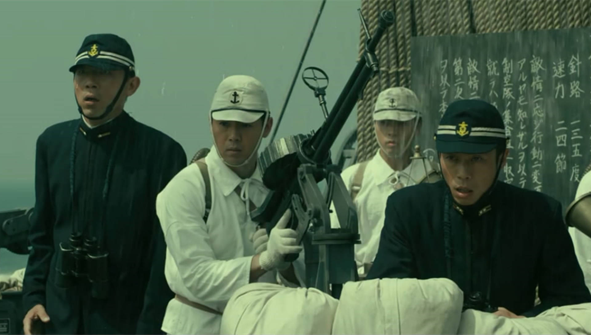 千万别被《永远的0》给骗了,神风特攻队可不是不怕死的存在