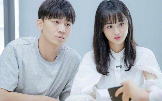 郑爽回应代孕弃养事件！