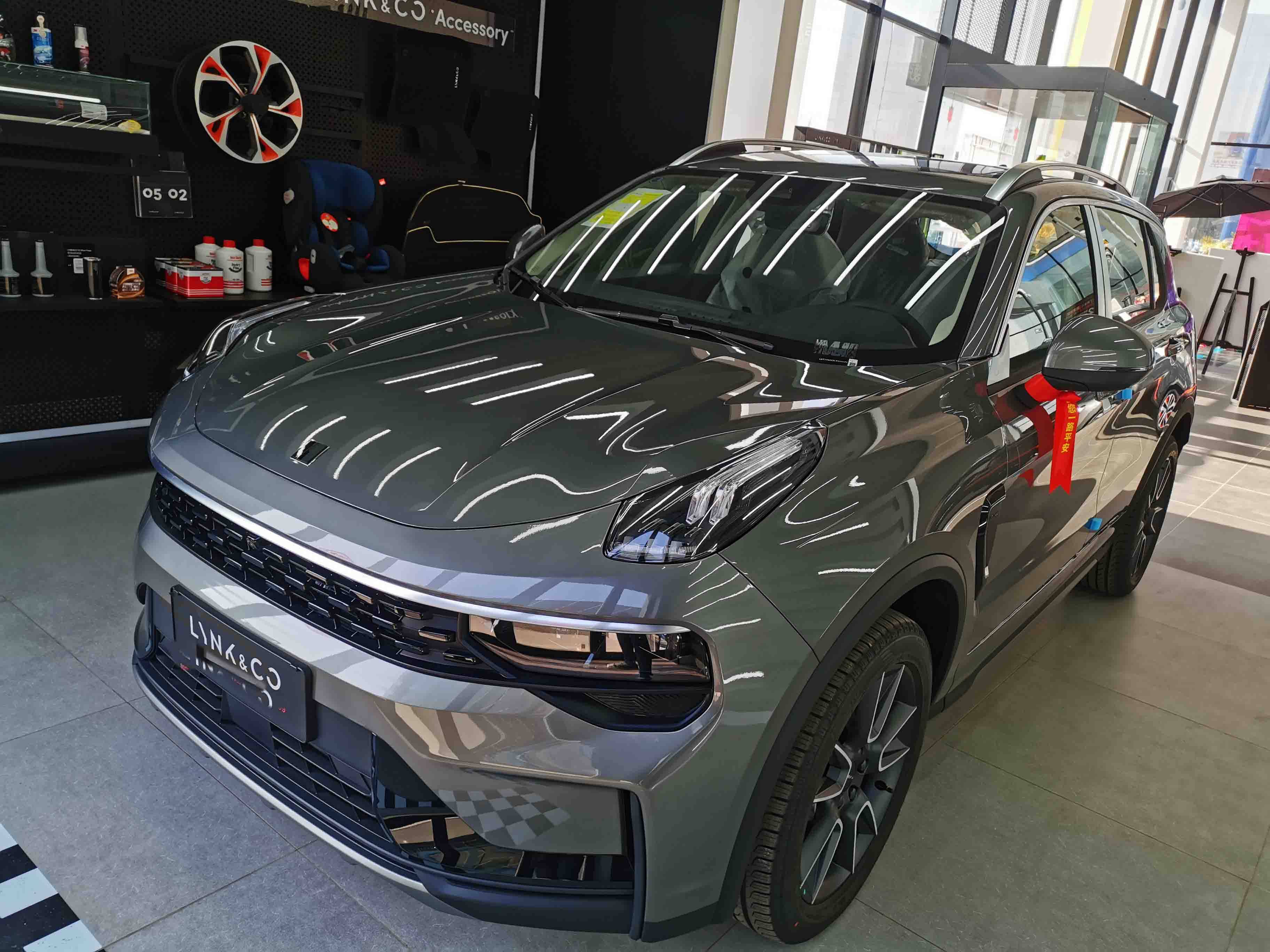 从2020年的7月份我就开始看车,看了好多品牌,直到有一次看到领克这个