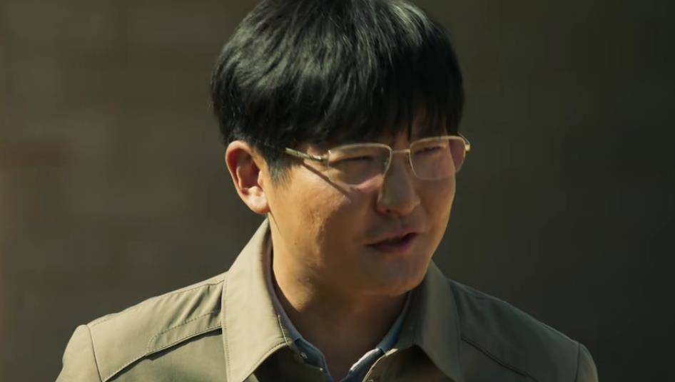 《山海情》马得福铤而走险,杨县长当众发火,气人的事却还在继续