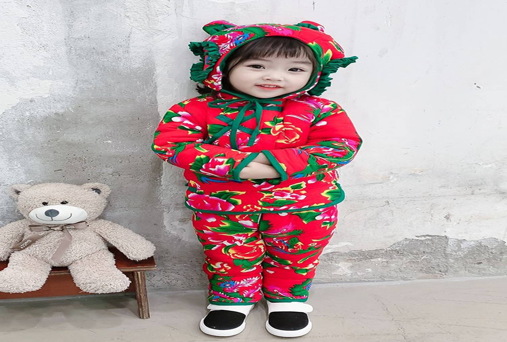 小孩子买衣服买什么牌子 e85266fe3d934e3282b0e3e093d92279.jpeg
