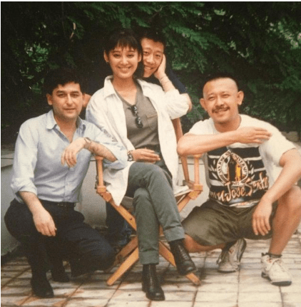 阳光灿烂的日子电影在线播放 6530c471d1d84640bc0d3272b4324503.png