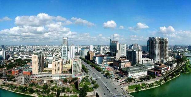 gdp即将破万亿的城市_万亿gdp城市地图