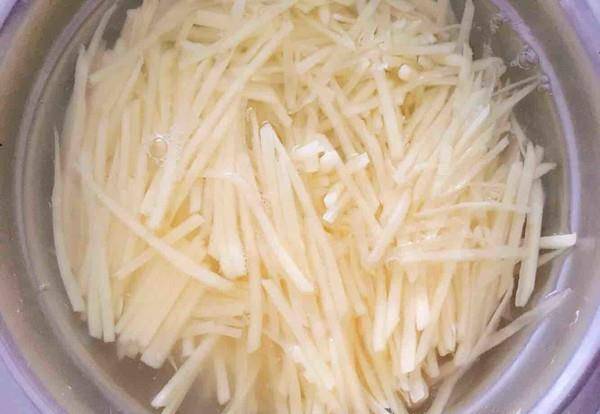 土豆加什么擦裤子 91fb4d766a4243dda82ee57f8a84bf6c.jpeg