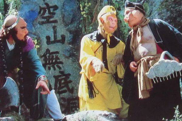 西游记中最奇葩的妖怪 吃肉都用银子买 从不吃人 最后却被人吃 黄狮精