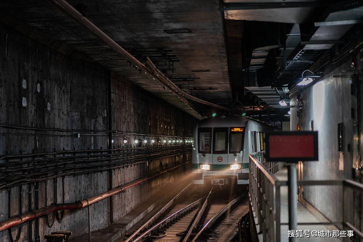 上海地铁长度排名_国内地铁使用率最高的十大城市,上海排第一