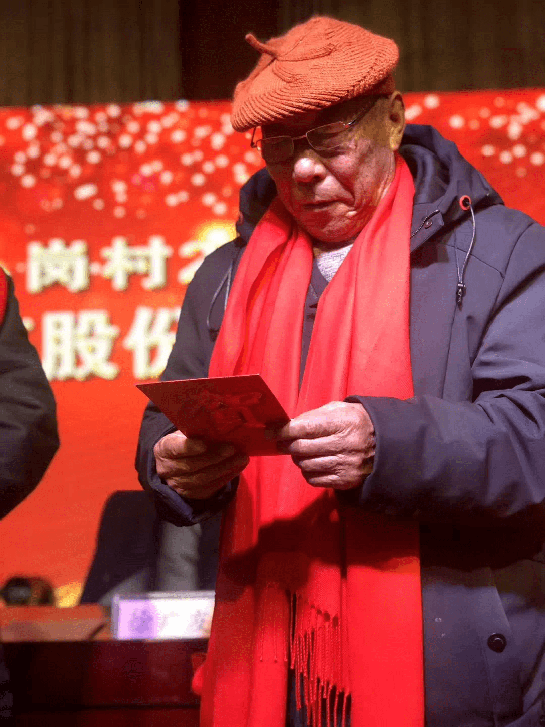 娄浦村人口_秦许乡扎那村人口(3)