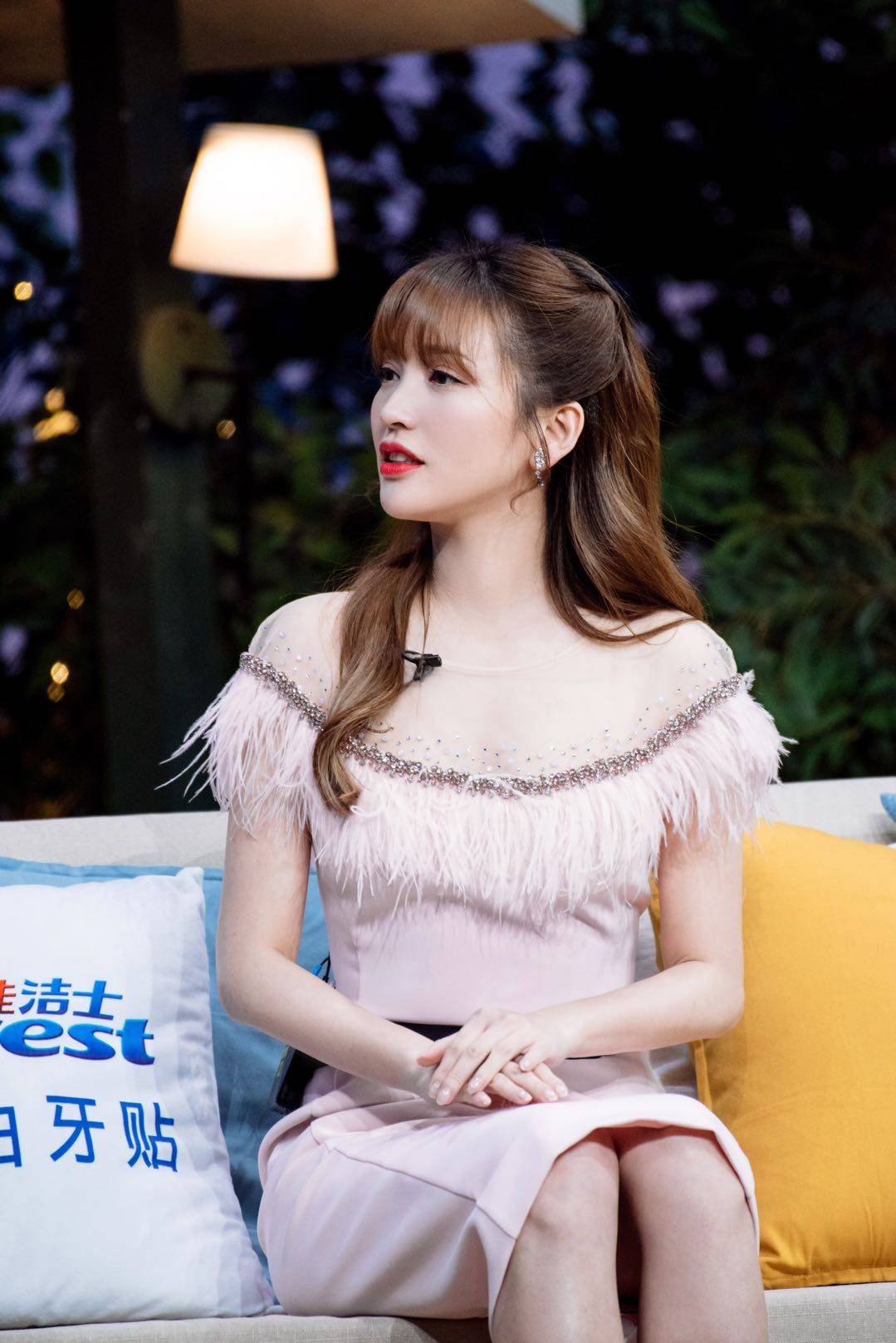 《女儿3》金莎盛况都没去赴约 金莎:私下仍保持联系_手机搜狐网