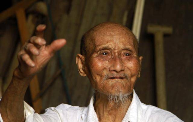 巴马百岁老人血管年龄50岁坦白秘诀不是吃补品而是4件事