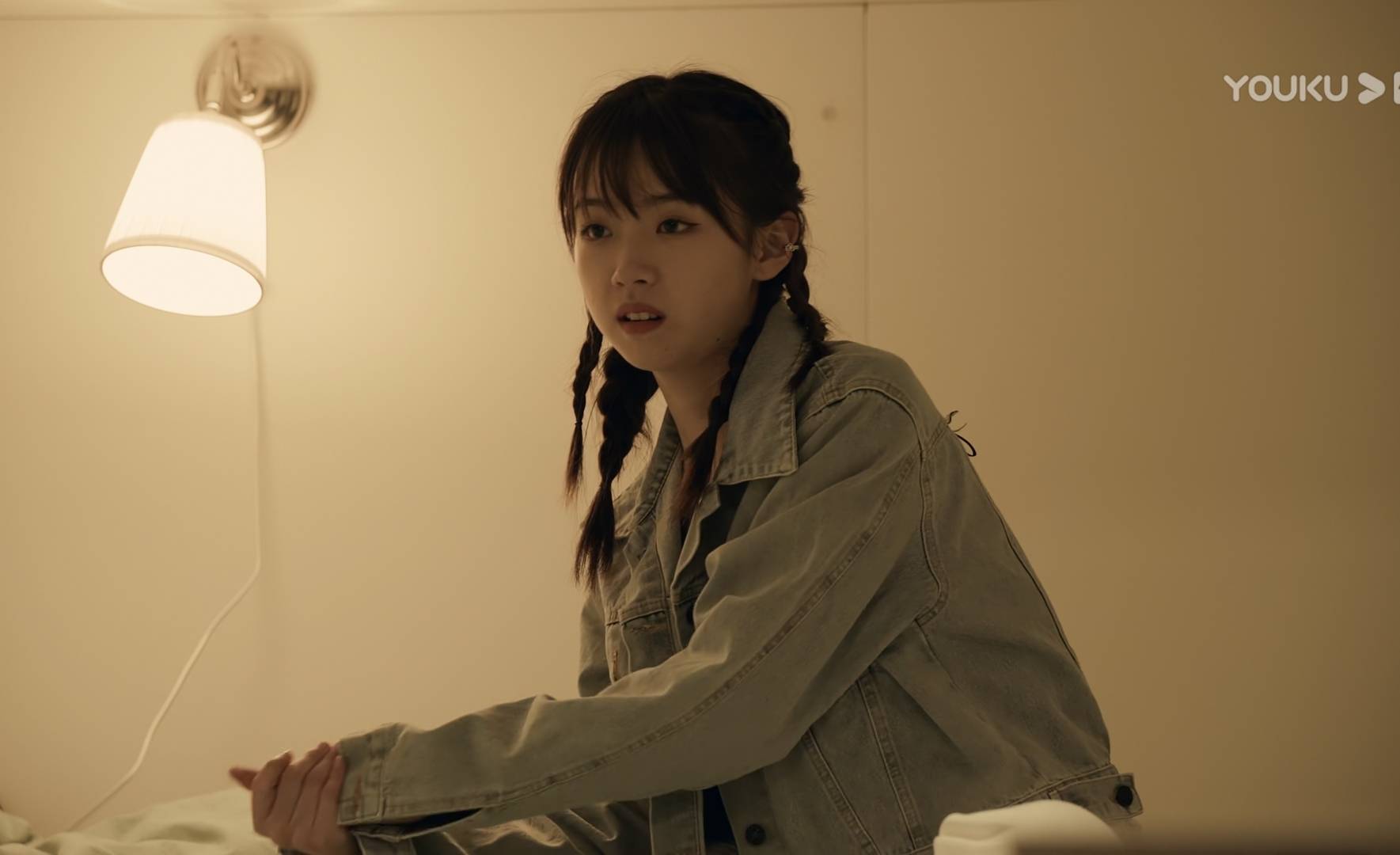 出人意料的是,性格任性的王天奇居然挂掉了褚梦娜的求和电话,这两个人