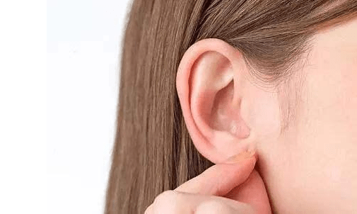 耳朵突然发烫变红，到底是什么原理？今天给大家解释一下！