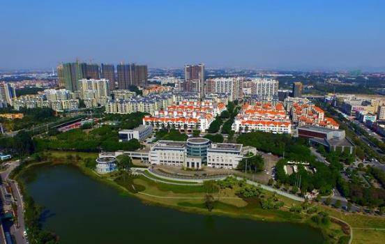 中国第一镇，坐拥23家世界500强企业，经济赶超一些三线城市