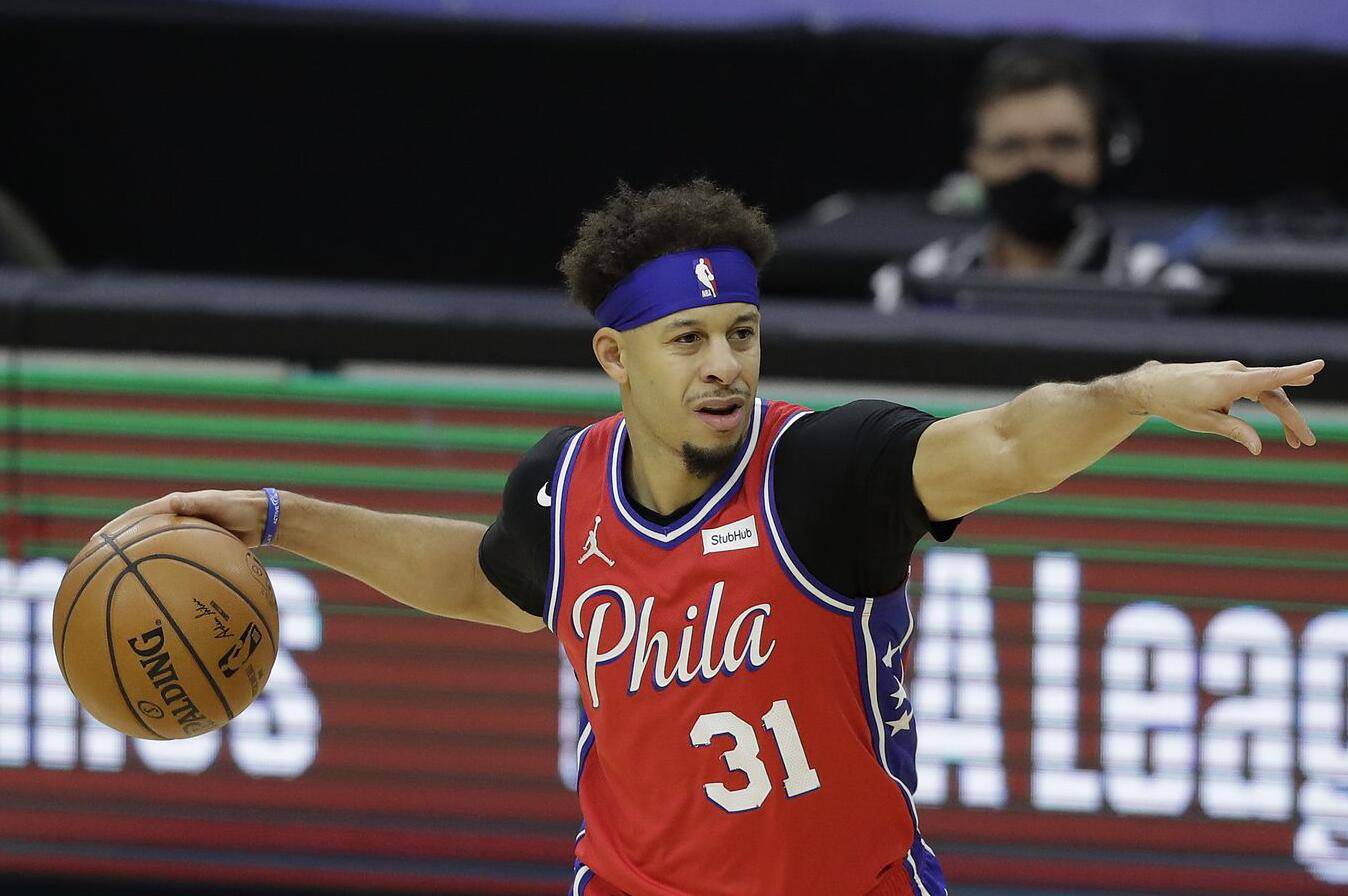 新冠康复后重返球场小库里状态火热76人度过艰难时期里弗斯盛赞女婿