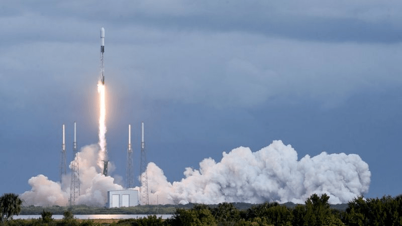 单次搭载143颗人造卫星spacex创一箭多星记录太空拼车每200千克100万