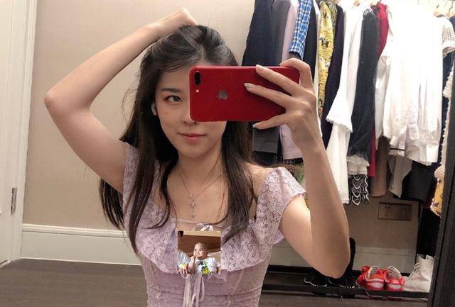 沫子晒出压箱底写真,"抬手杀"让老粉倾倒,水友:羡慕榜一大哥