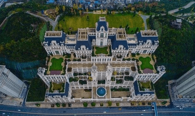 到贵阳 花果园白宫不可不打卡的四大理由 麦桥旅游攻略