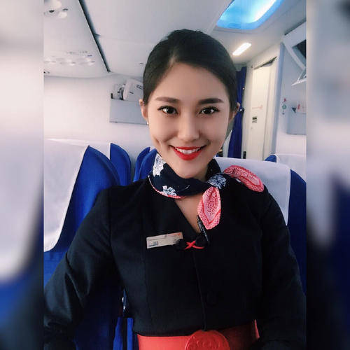 包含护士,银行女职员,幼师.观其表,这三种职业看似都非常优秀.