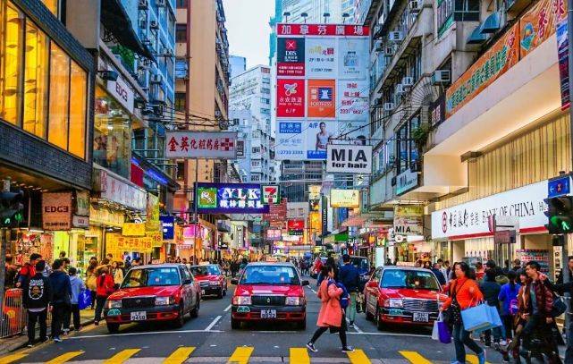 在香港人口多土地拥挤呜_香港人口祖籍